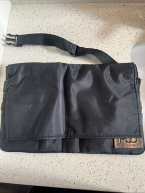 MUD Black Cosmetic Brush Roll Carry Case